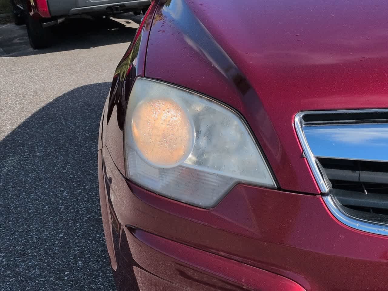 Used 2009 Ruby Red Saturn I4 image 10