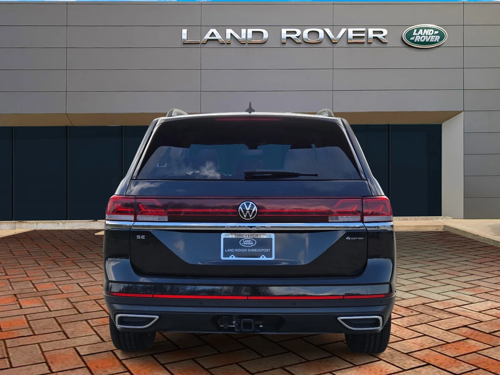 Used 2025 Deep Black Pearl Volkswagen 2.0T SE w/Technology image 5