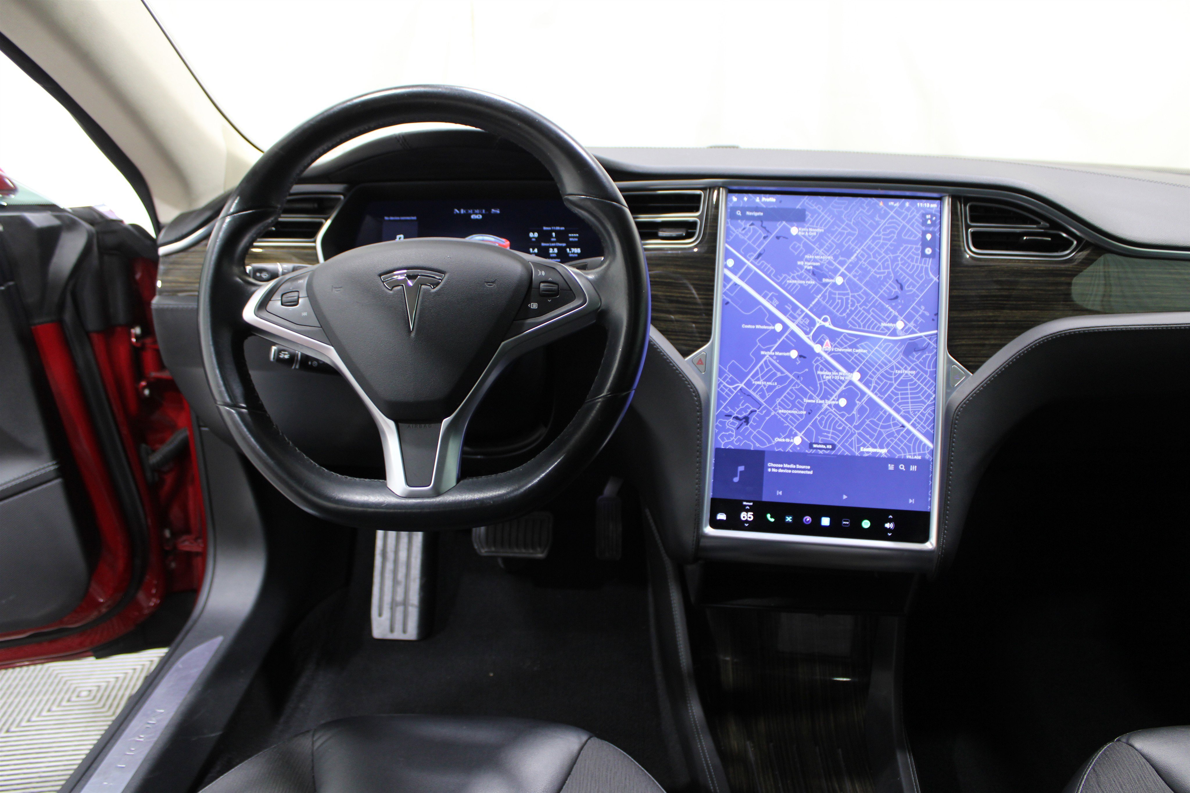 Used 2015 Tesla Model S 60 with VIN 5YJSA1S1XFFP75255 for sale in Wichita, KS