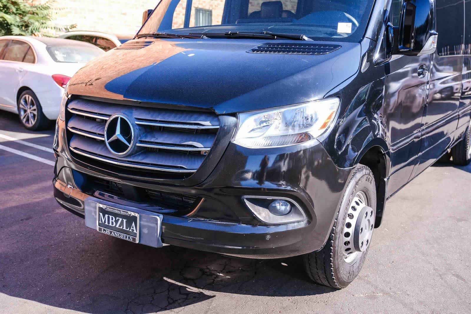 Used 2020 Jet Black Mercedes-Benz Cargo 170 WB image 14