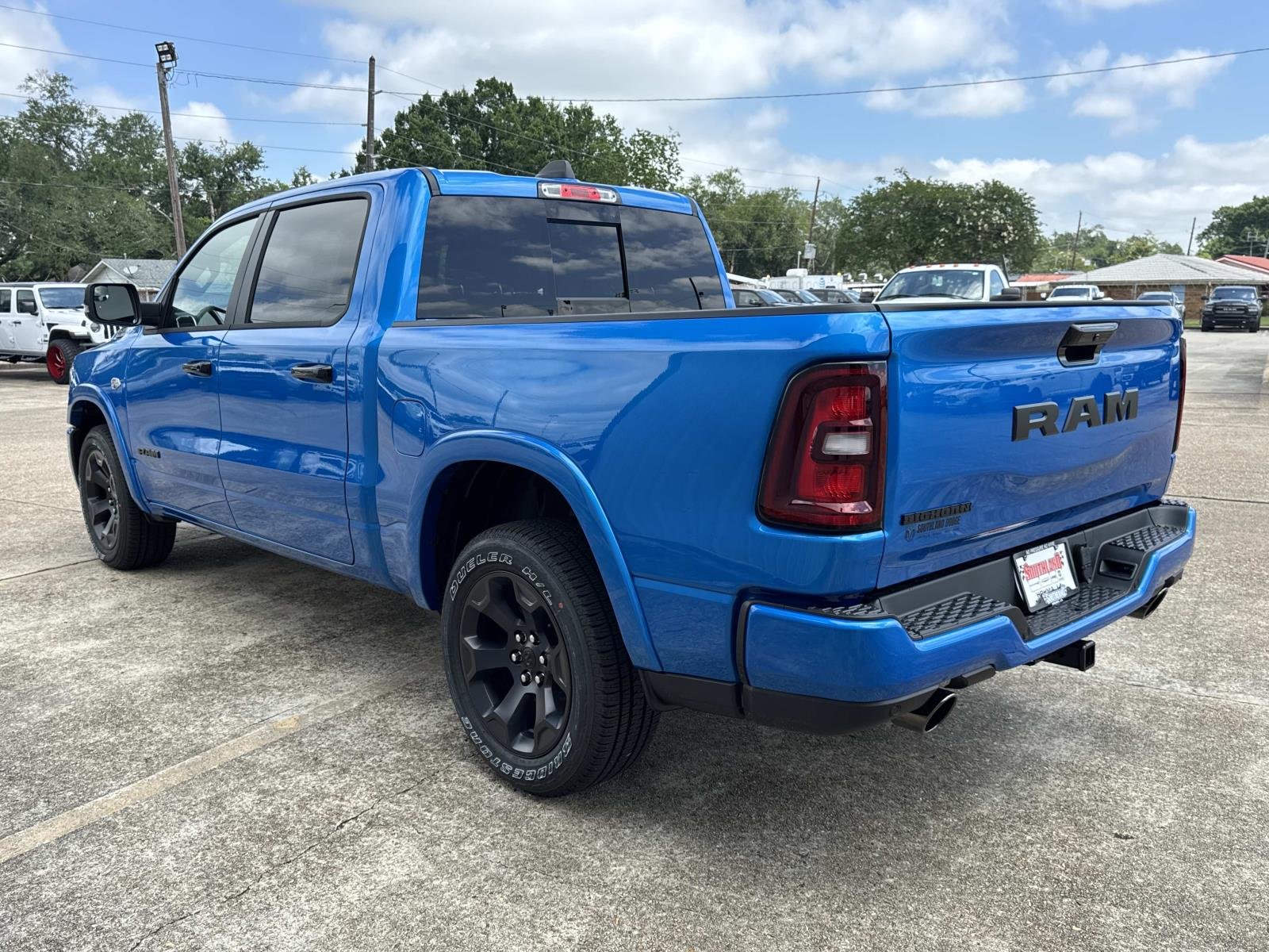 New 2026 Hydro Blue Pearl-Coat Exterior Paint RAM Big Horn image 4
