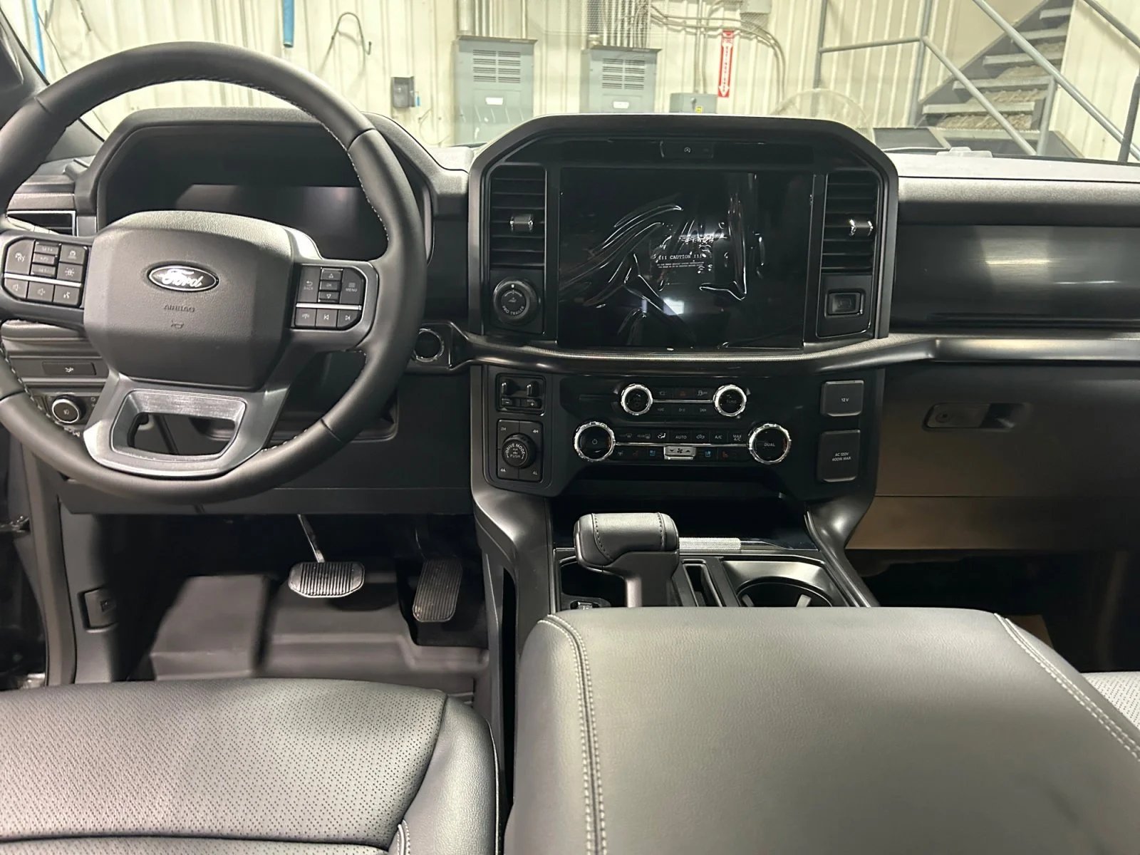 New 2026 Carbonized Grey Metallic Ford Lariat image 21