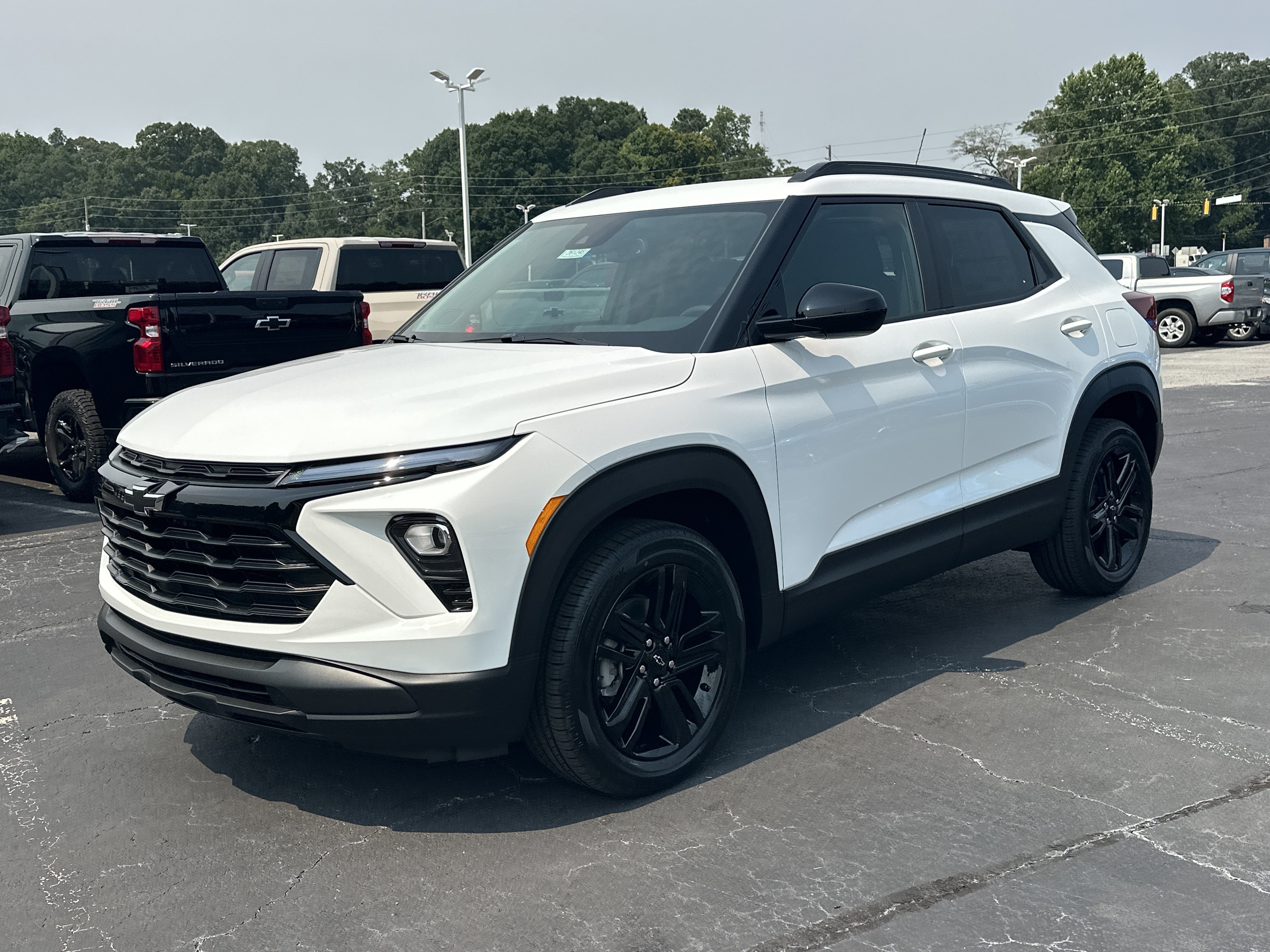 New 2026 Summit White Chevrolet LT image 4