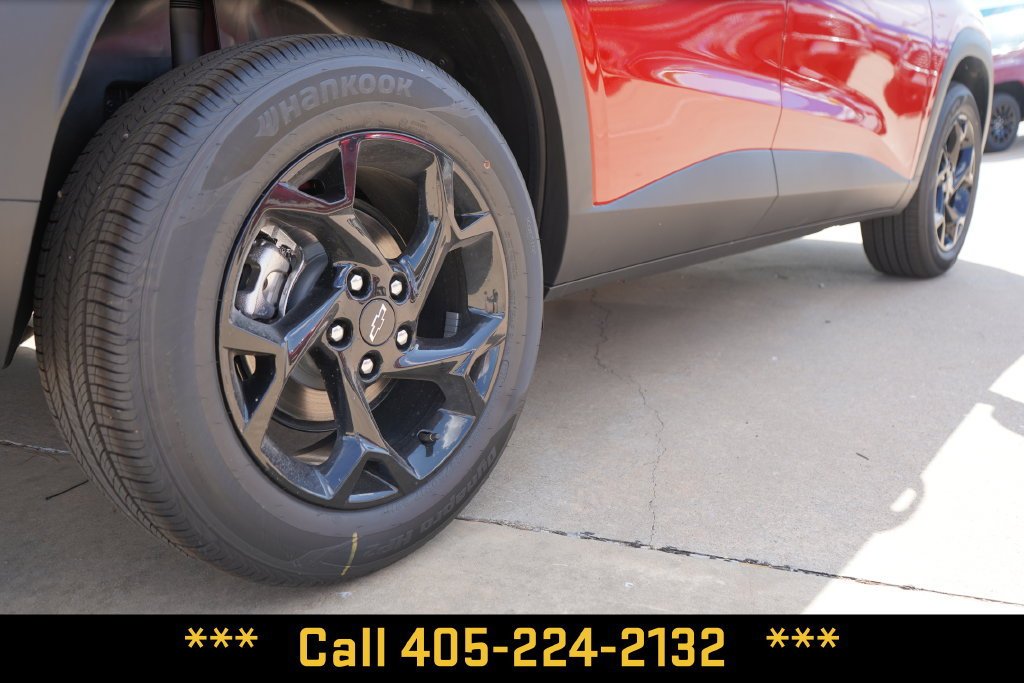 2026 Chevrolet Trax LT - Photo 8