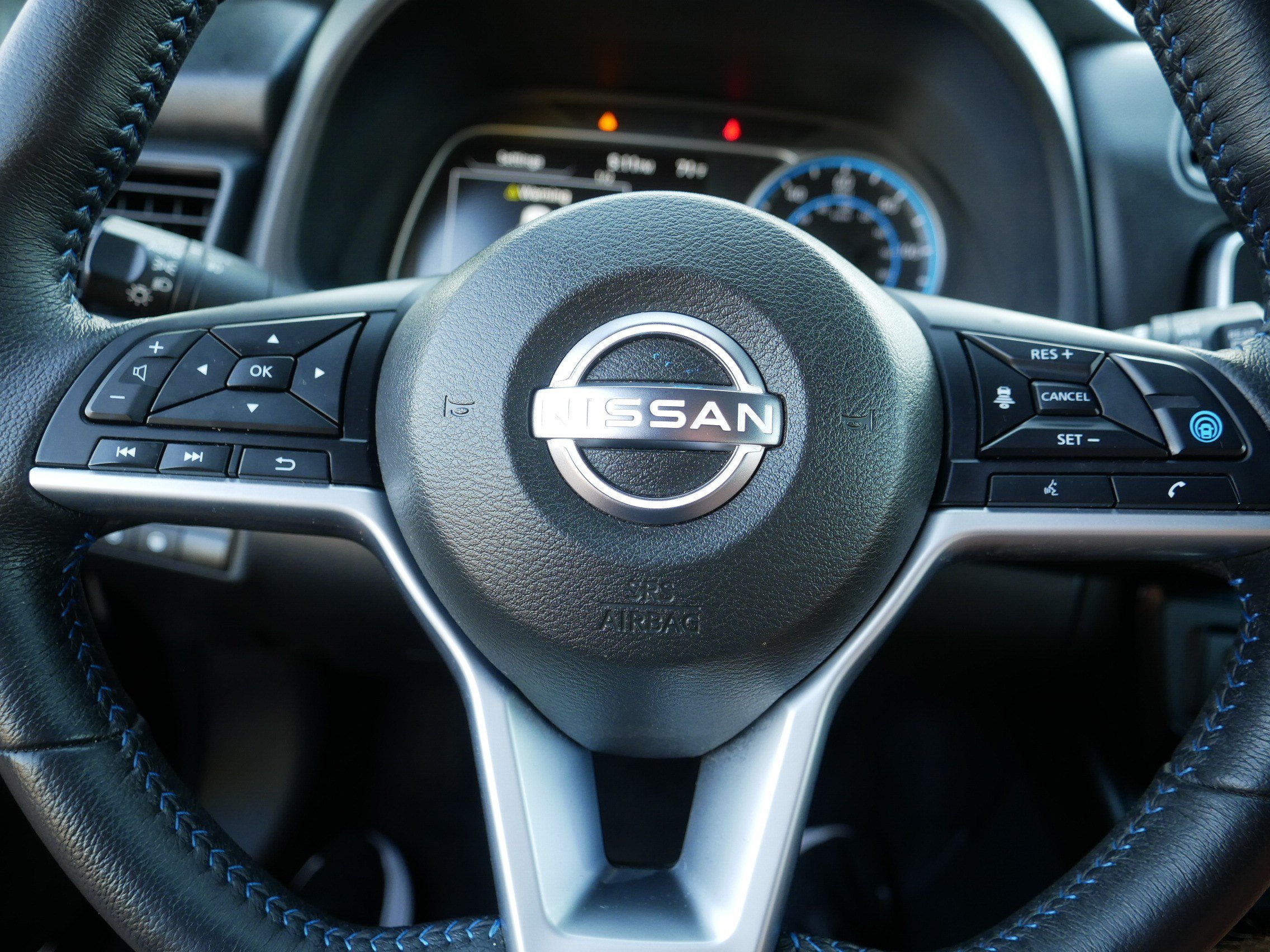 Used 2025 Deep Blue Pearl Nissan SV PLUS image 25
