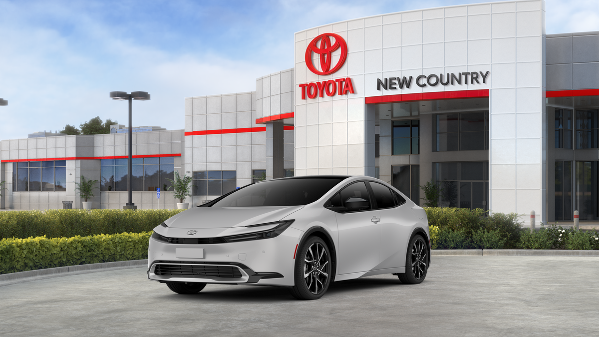 2026 Toyota Prius Plug-in Hybrid XSE Premium - Photo 16