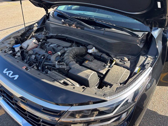 Used 2024 Fusion Black Kia SX image 17