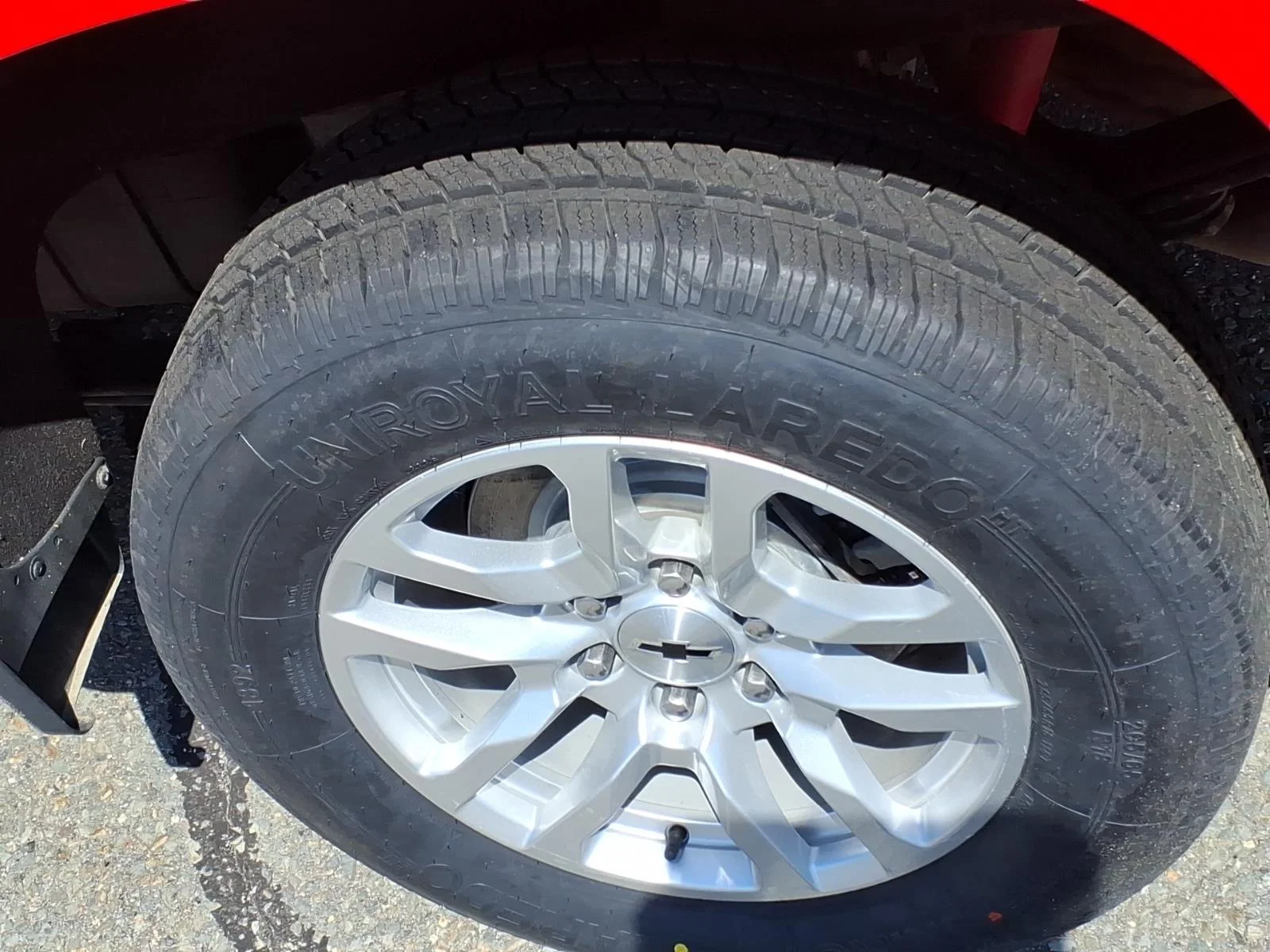 Used 2021 Red Chevrolet RST image 9