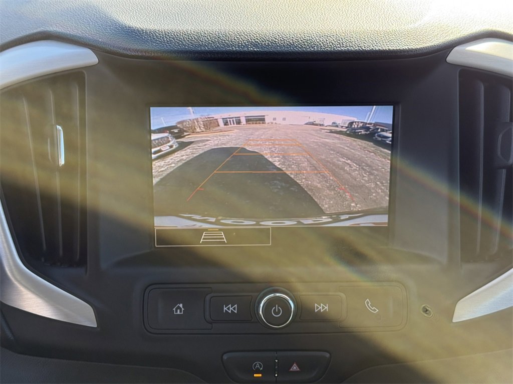 2022 GMC TERRAIN - Image 22