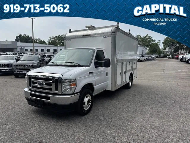 Used 2023 White Ford Base image 5