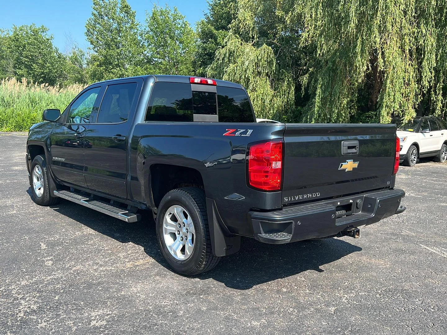 Used 2018 Graphite Metallic Chevrolet LT image 3