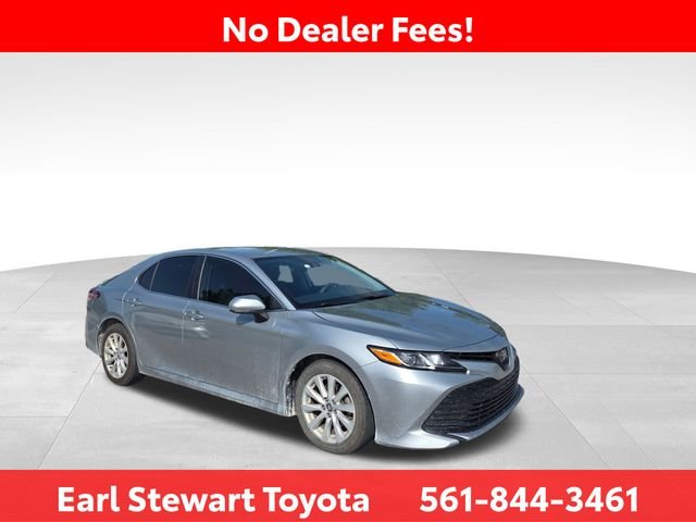 Used 2019 Silver Toyota LE image 2
