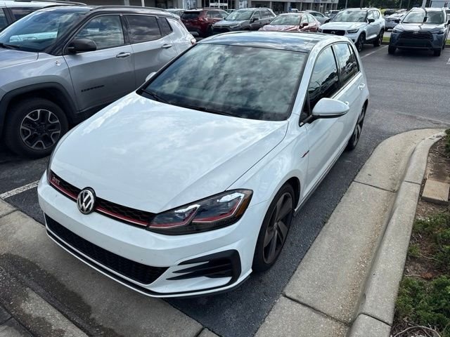 Used 2019 Silver Volkswagen 2.0T SE image 1
