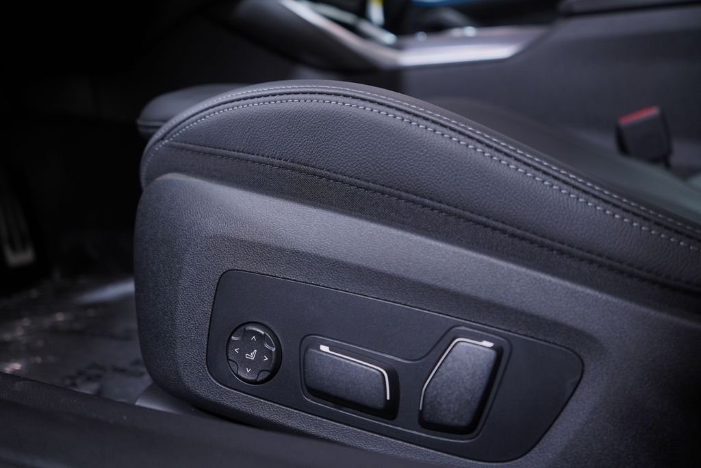 2026 BMW 4 Series 430i - Photo 12