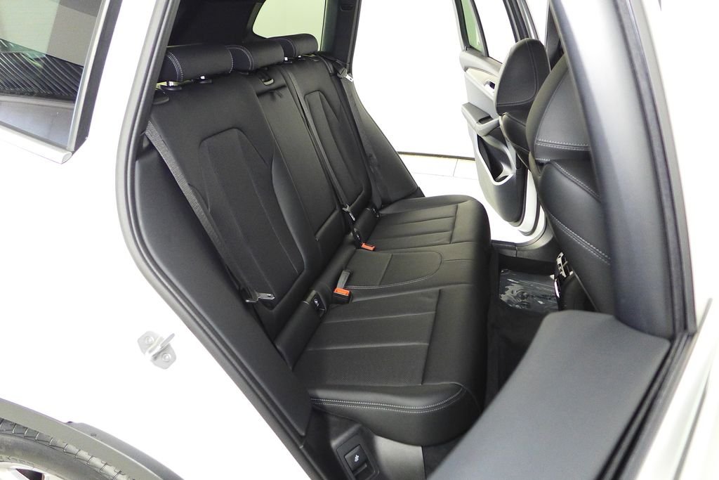 Used 2023 Mineral White Metallic BMW sDrive30i image 20
