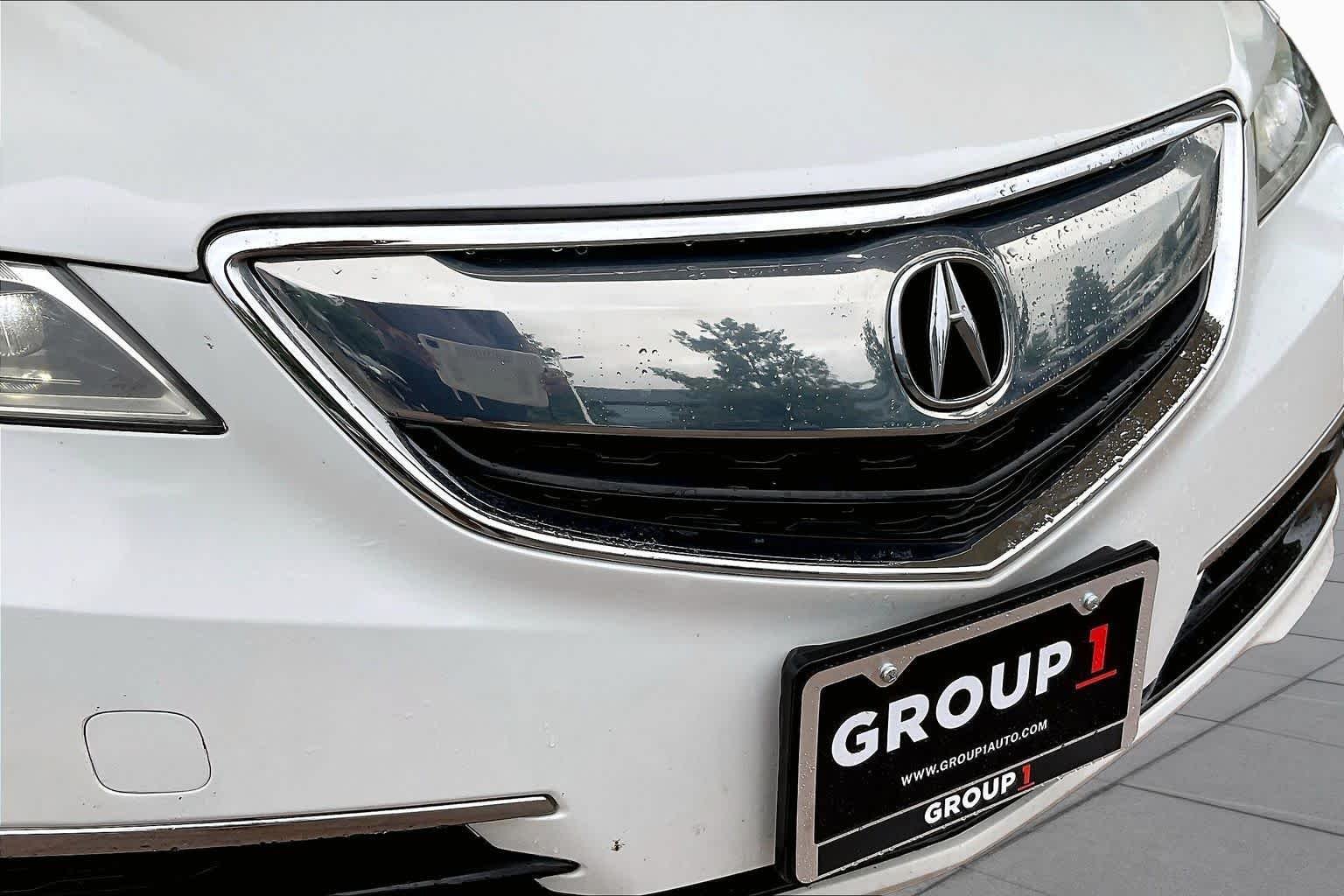 Used 2015 Bellanova White Pearl Acura  image 27