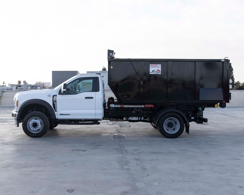 2025 Ford F-550 Super Duty Chassis Cab XL - Photo 14