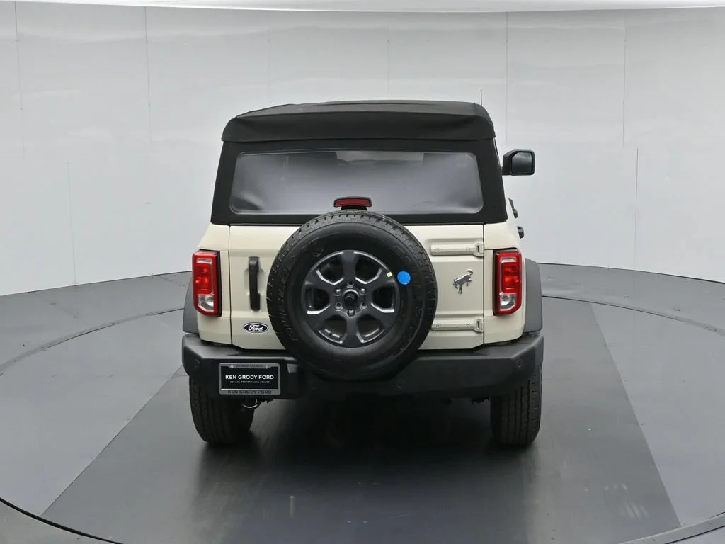 New 2026 Desert Sand Ford Big Bend image 34