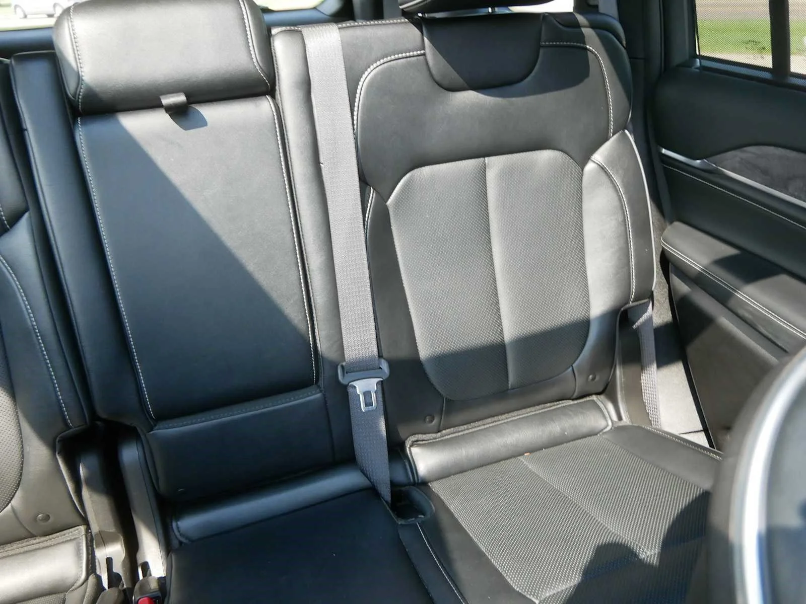 2024 Jeep Grand Cherokee L Overland - Photo 14