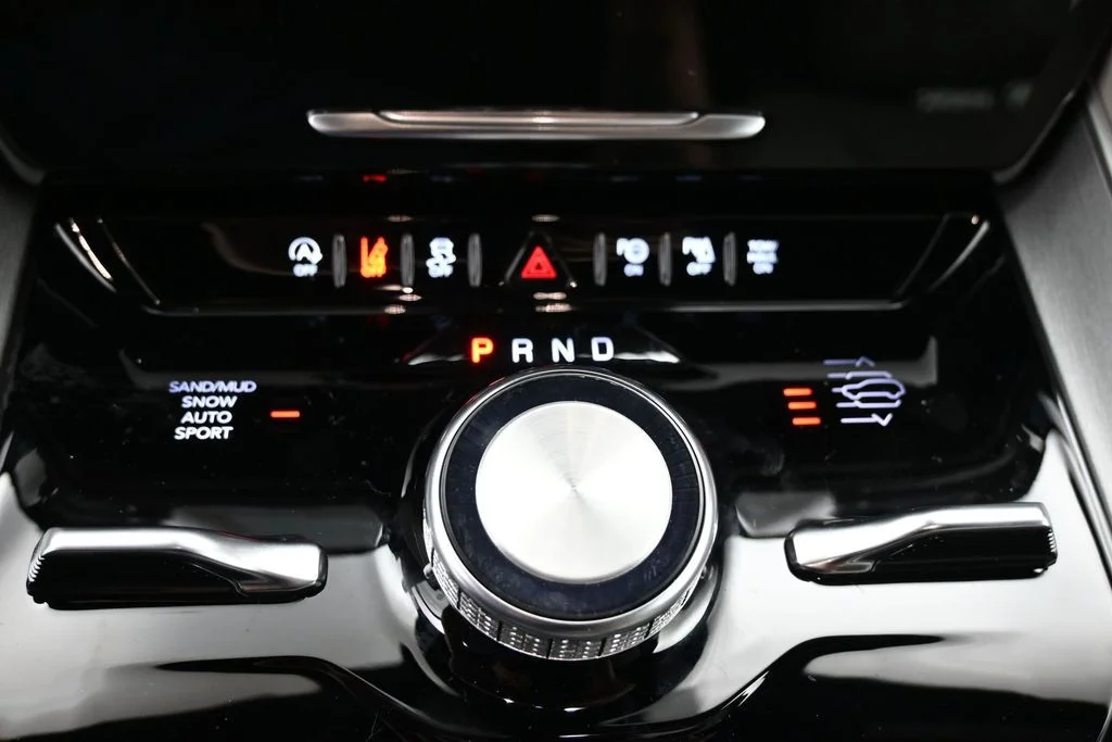 New 2026 High Gloss Black Exterior Paint Jeep Limited Altitude image 16