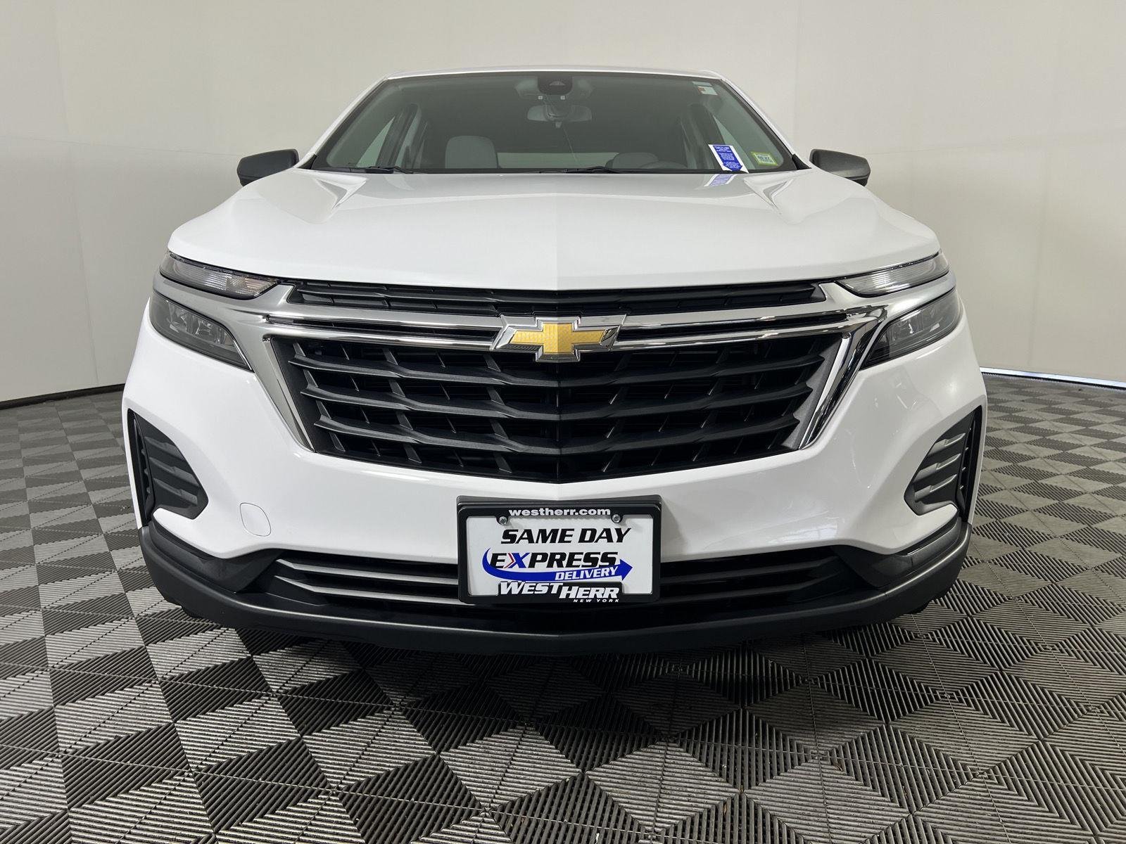 Used 2022 Summit White Chevrolet LS image 28