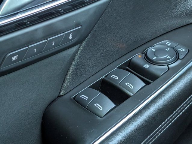 Used 2023  Buick Essence image 23