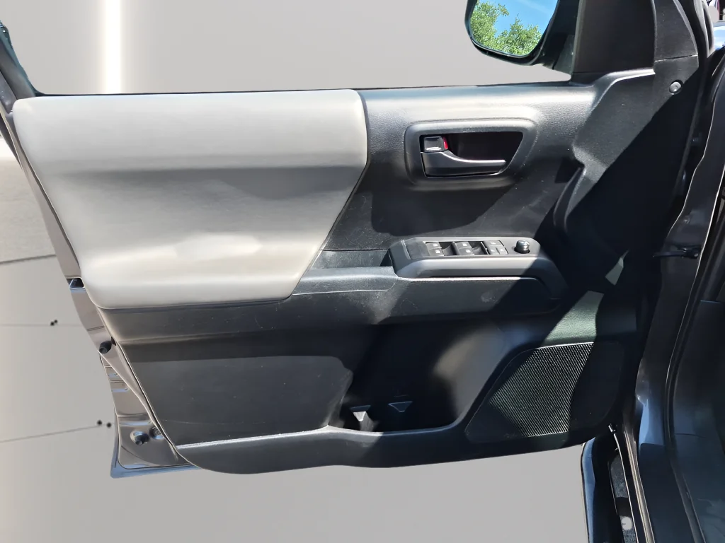 Used 2021 Gray Toyota SR image 16