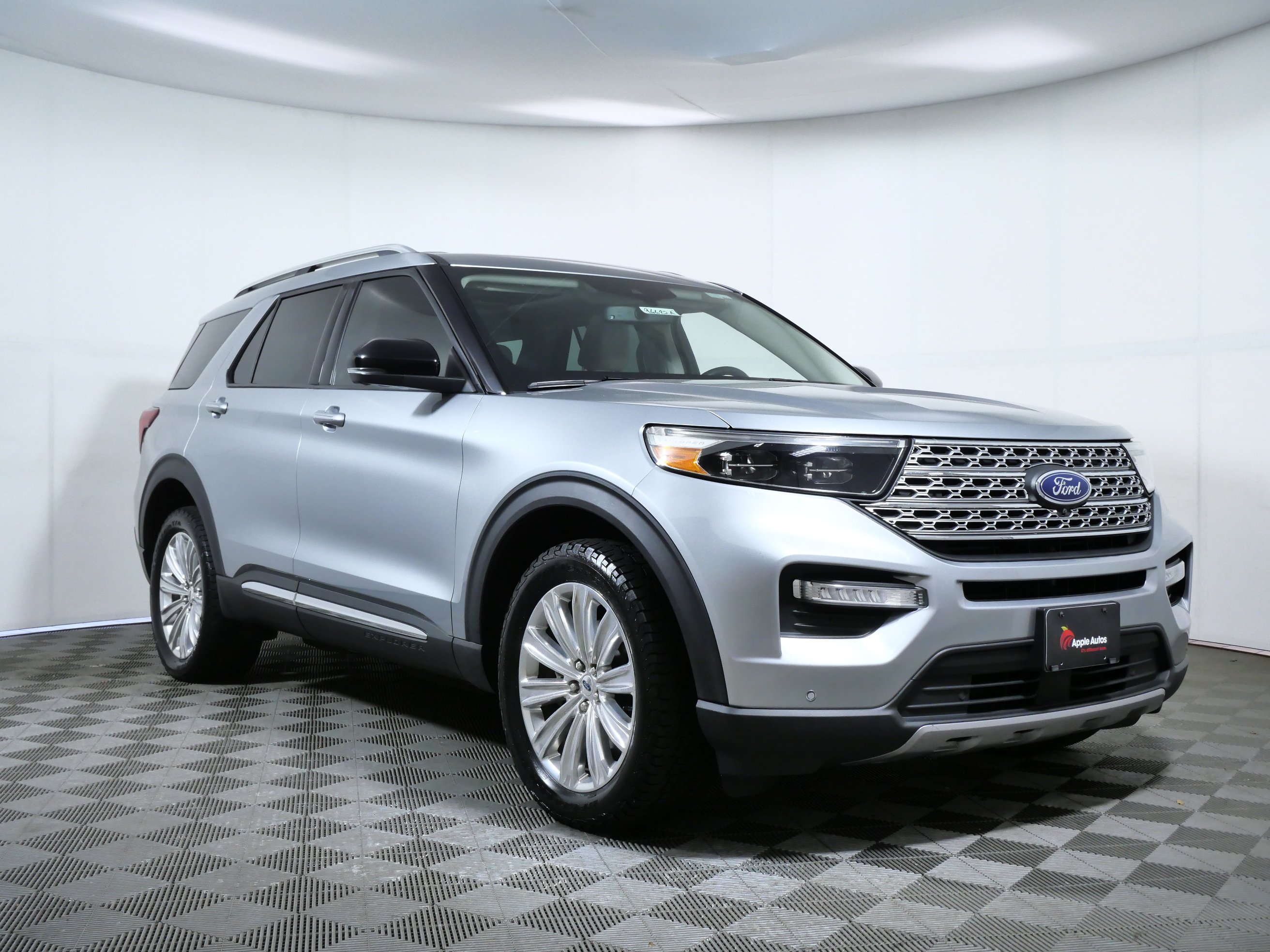 2020 Ford Explorer Limited 4WD's photo