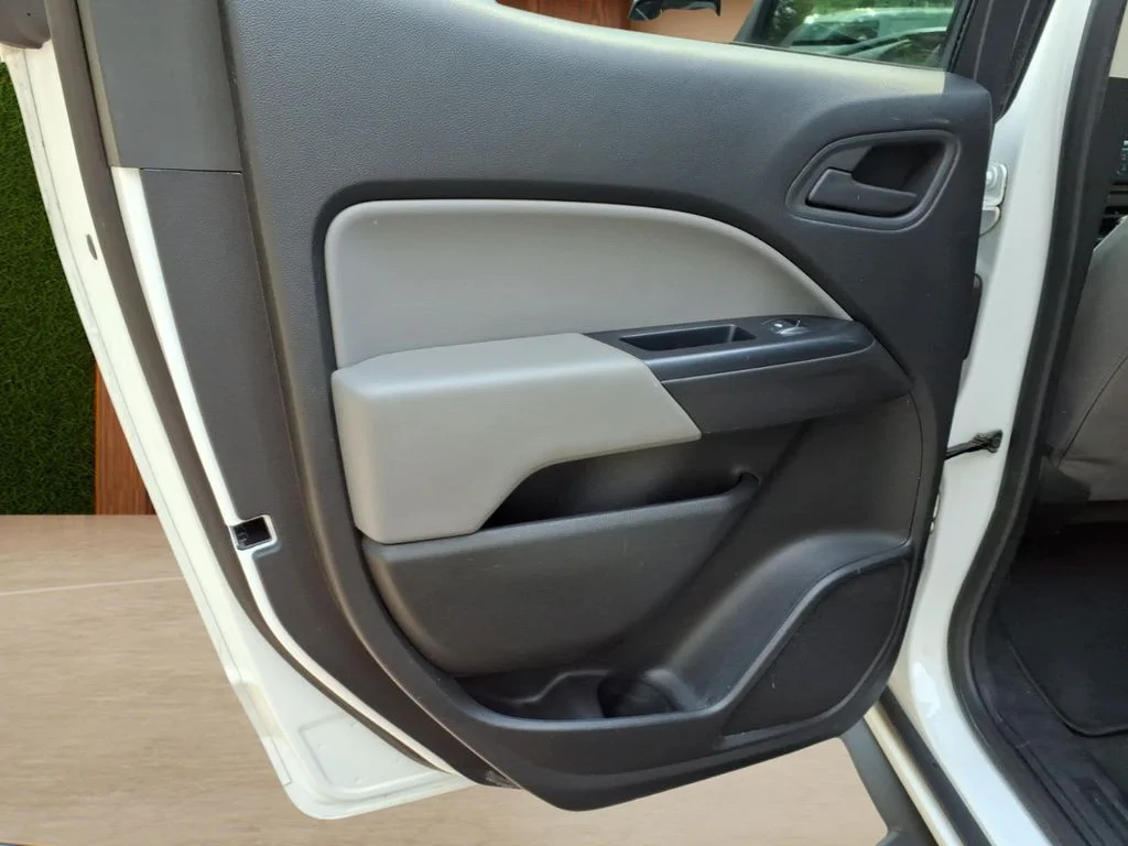 Used 2019 White Chevrolet Work Truck image 22