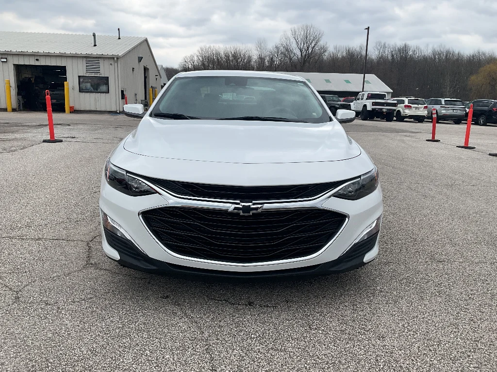 1G1ZG5ST5PF175223