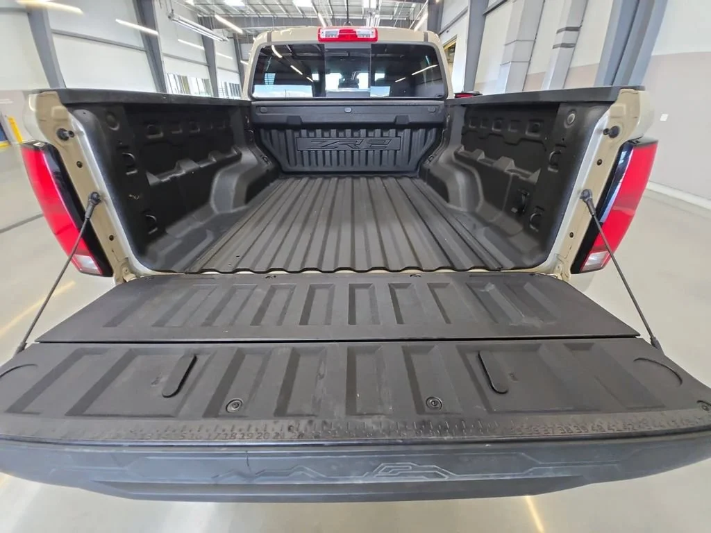 Used 2024 Sand Dune Metallic Chevrolet ZR2 image 23