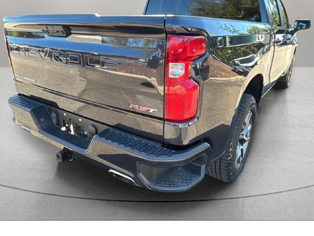 Used 2022 Gray Chevrolet RST image 12
