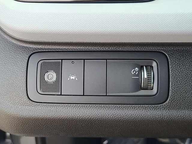 New 2027 Sterling Grey Metallic Chevrolet LT image 19