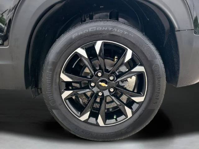 Used 2023 MOSAIC BLACK METALLIC Chevrolet LT image 12