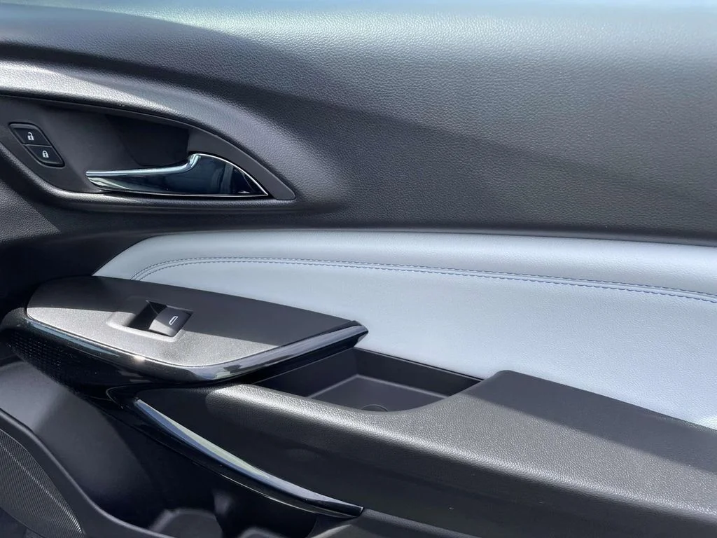 New 2026 Mosaic Black Metallic Chevrolet LT image 8