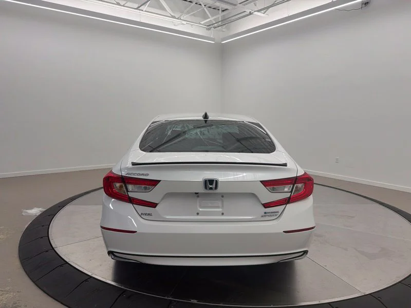 Used 2022  Honda Sport image 4