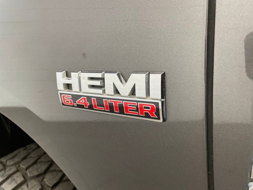 Used 2015 Gray Ram Tradesman image 9
