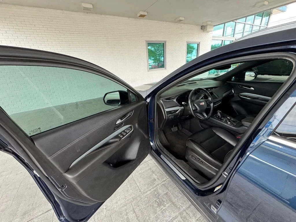 Used 2019 Blue Cadillac Premium Luxury image 11