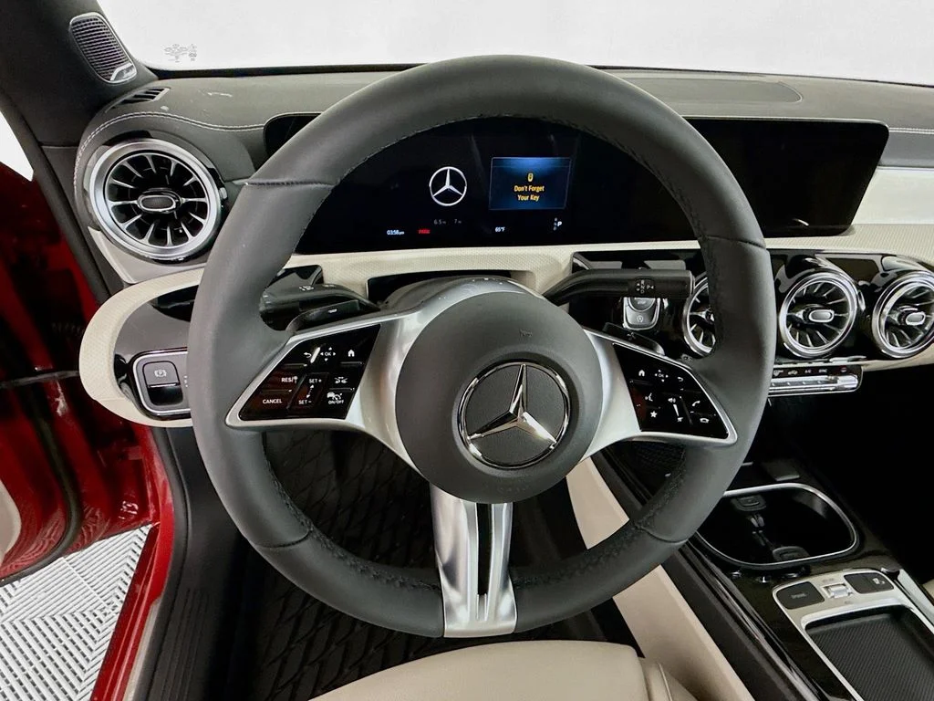 Used 2026  Mercedes-Benz CLA 250 image 12