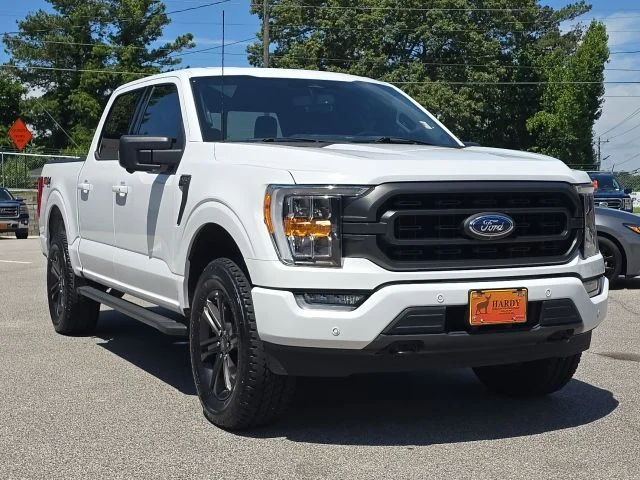 Used 2022 White Ford XLT image 7