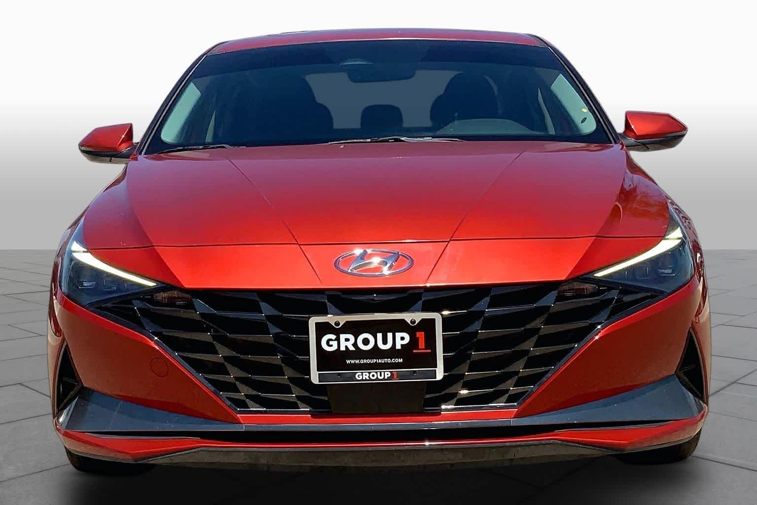 Used 2021 Lava Orange Hyundai Limited image 3