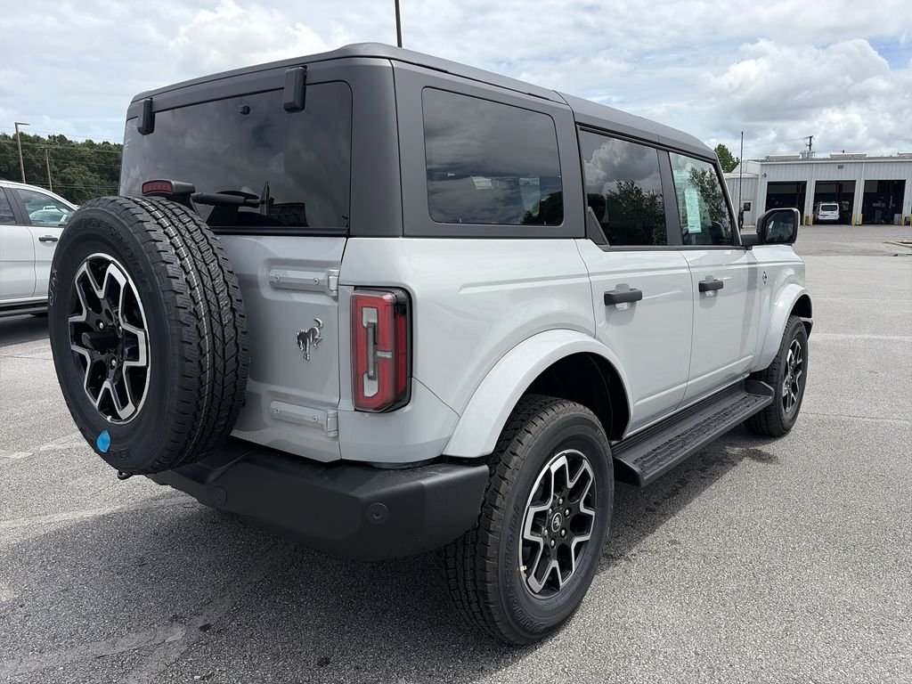 New 2026 Avalanche Gray Ford Outer Banks® image 7