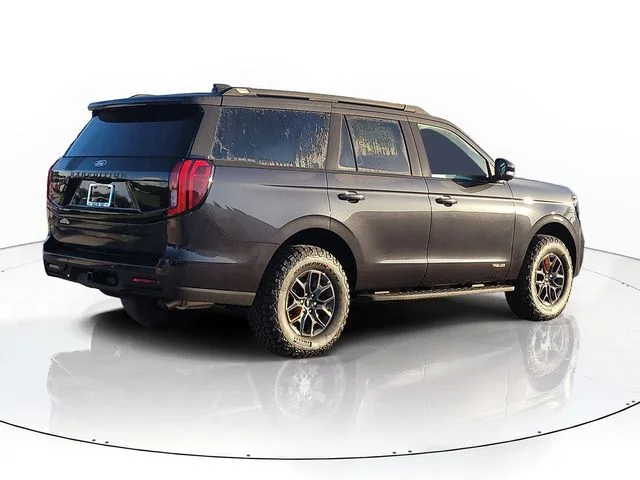 New 2027 Gray Metallic Ford Tremor image 5