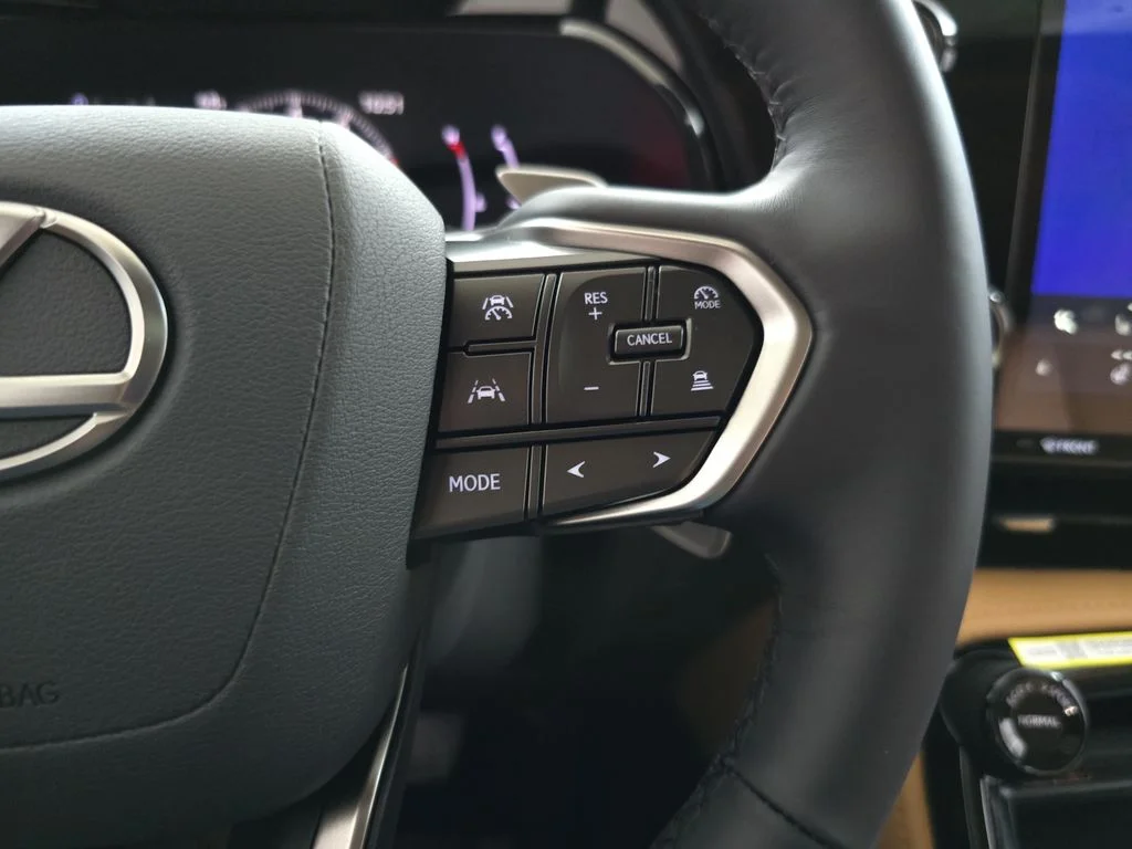 New 2026 Nori Green Pearl Lexus PREMIUM image 18