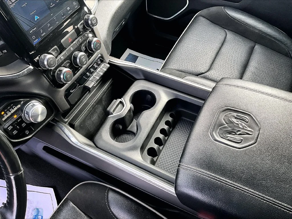 Used 2022 Silver Ram Laramie image 16