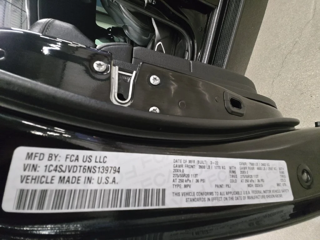 Used 2022 Black Jeep Series III image 31