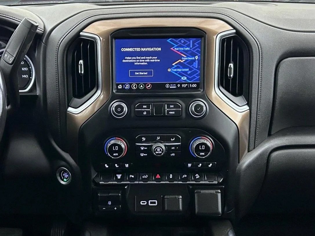 Used 2022 Red Chevrolet High Country image 12