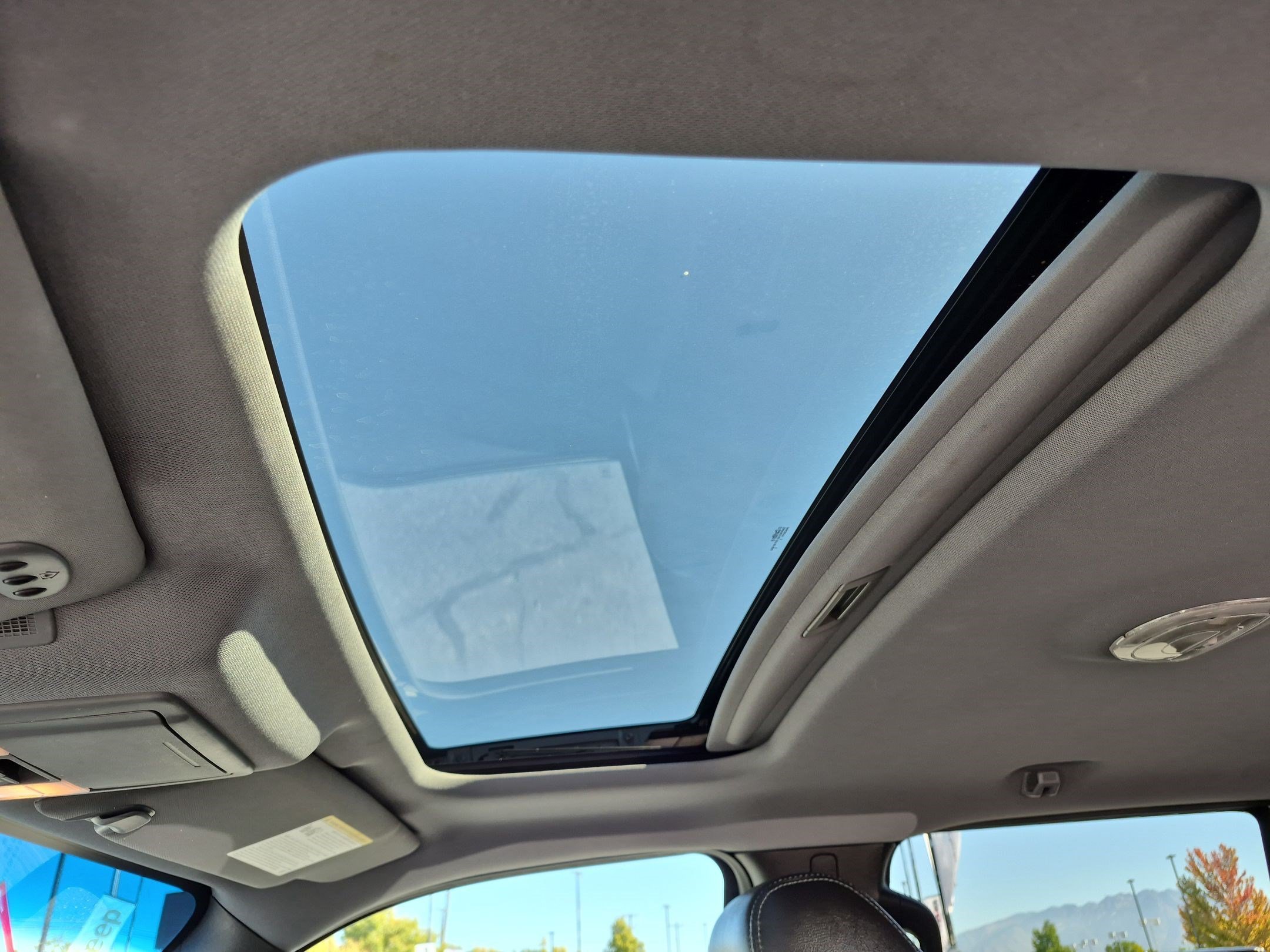 Used 2013 White Ford XL image 17
