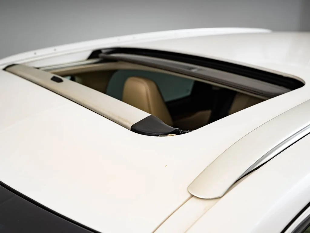 Used 2017 Eminent White Pearl Lexus 350 image 14