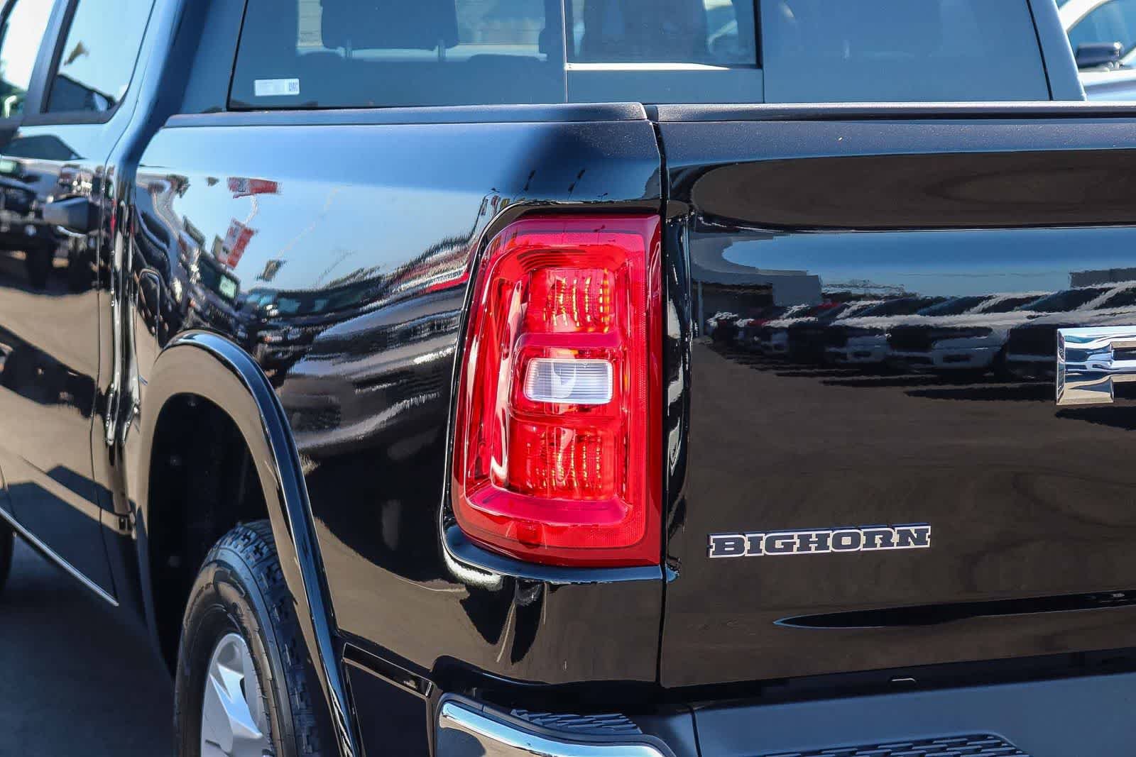 New 2026 Diamond Black Crystal Pearl-Coat Exterior Paint RAM Big Horn image 6